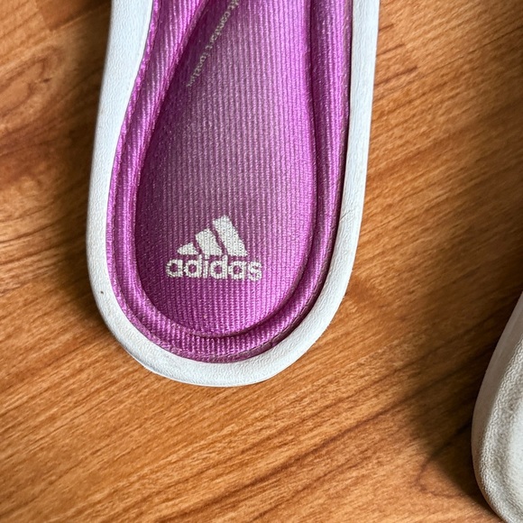 Adidas Women's Pink and White Slide Sandals Sporty Size 9 Logo Used Slip On - Picture 2 of 5